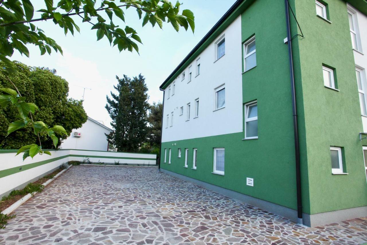 B88 - Palma Apartmán Sveti Filip i Jakov